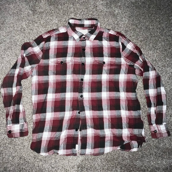 American eagle flannel size XL but fits like a L - Picture 1 of 3